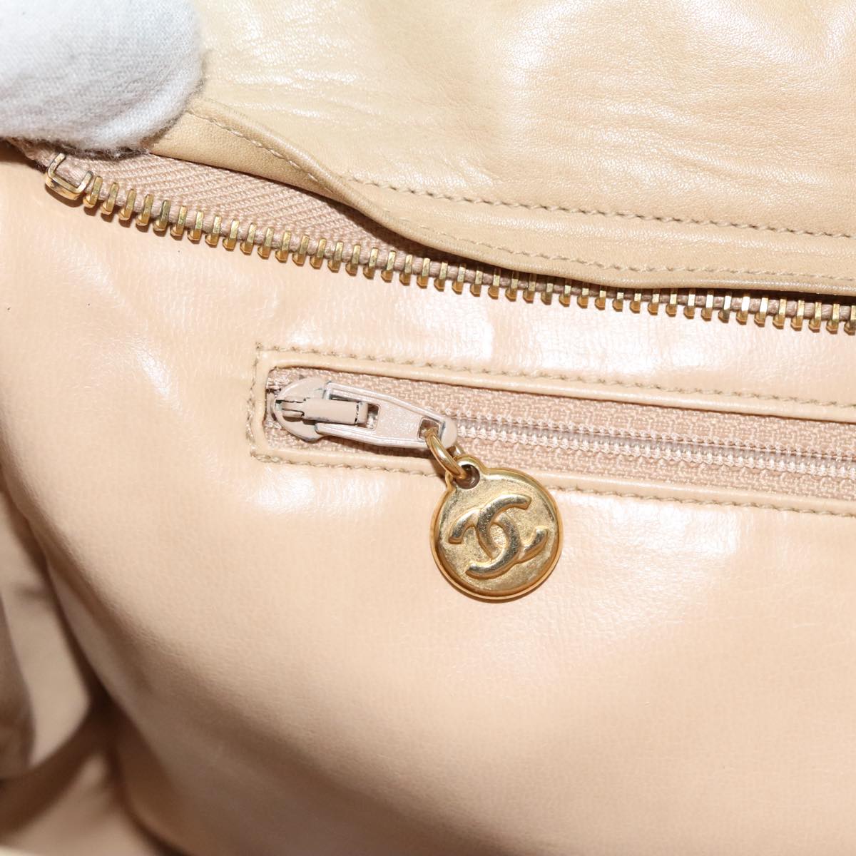 CHANEL V Stitch Hand Bag Lamb Skin Beige Gold CC 95608