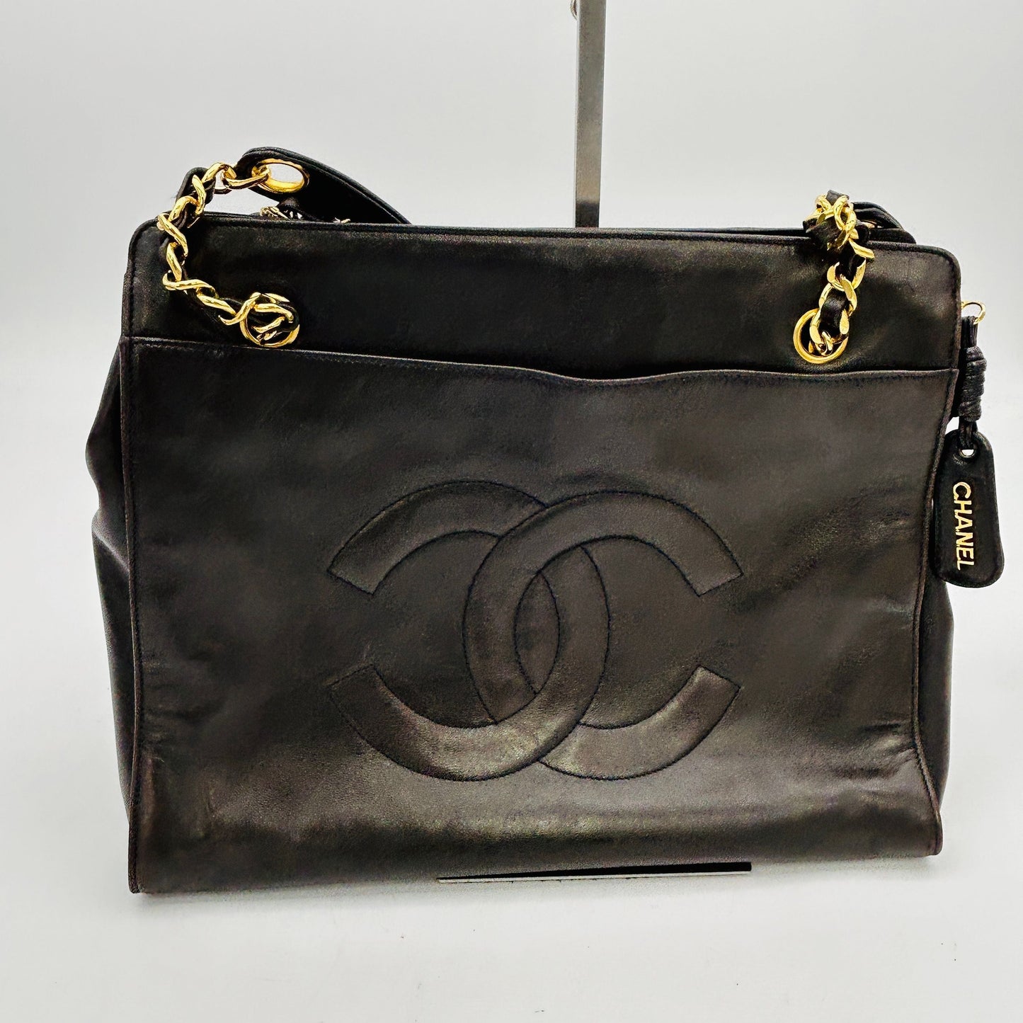 Chanel Timeless CC Chain Tote Bag WD22249953