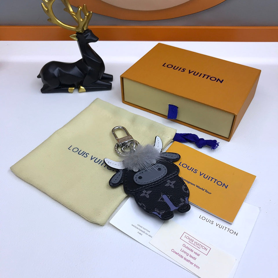 GLM -Top Quality Keychains LUV 081