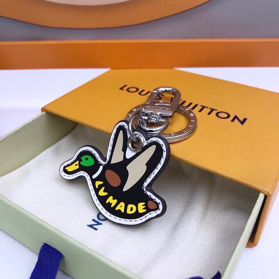 GLM - Top Quality Keychains LUV 011