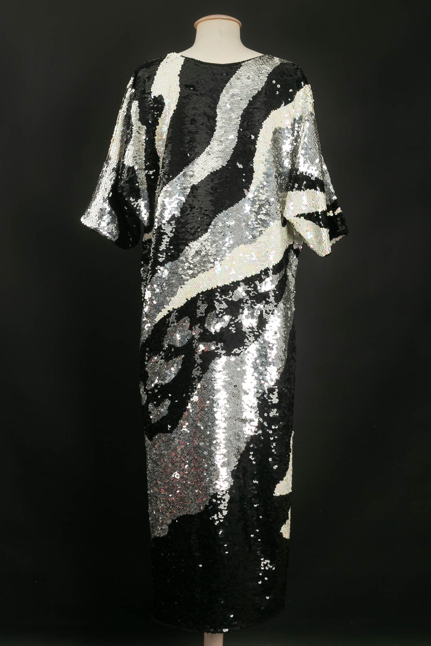 Robe ÃƒÆ’Ã‚Â  paillettes