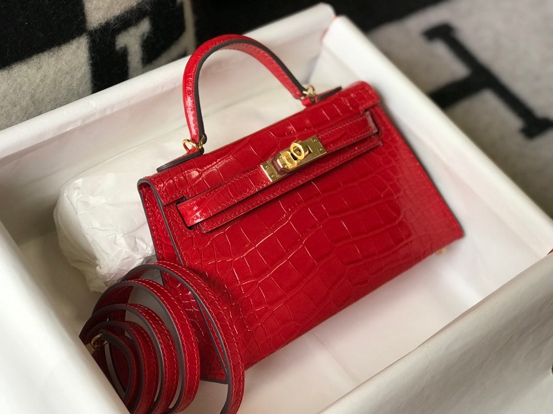 GLAMI Kelly Red For Women Gold Toned Hardware 7.8in/20cm