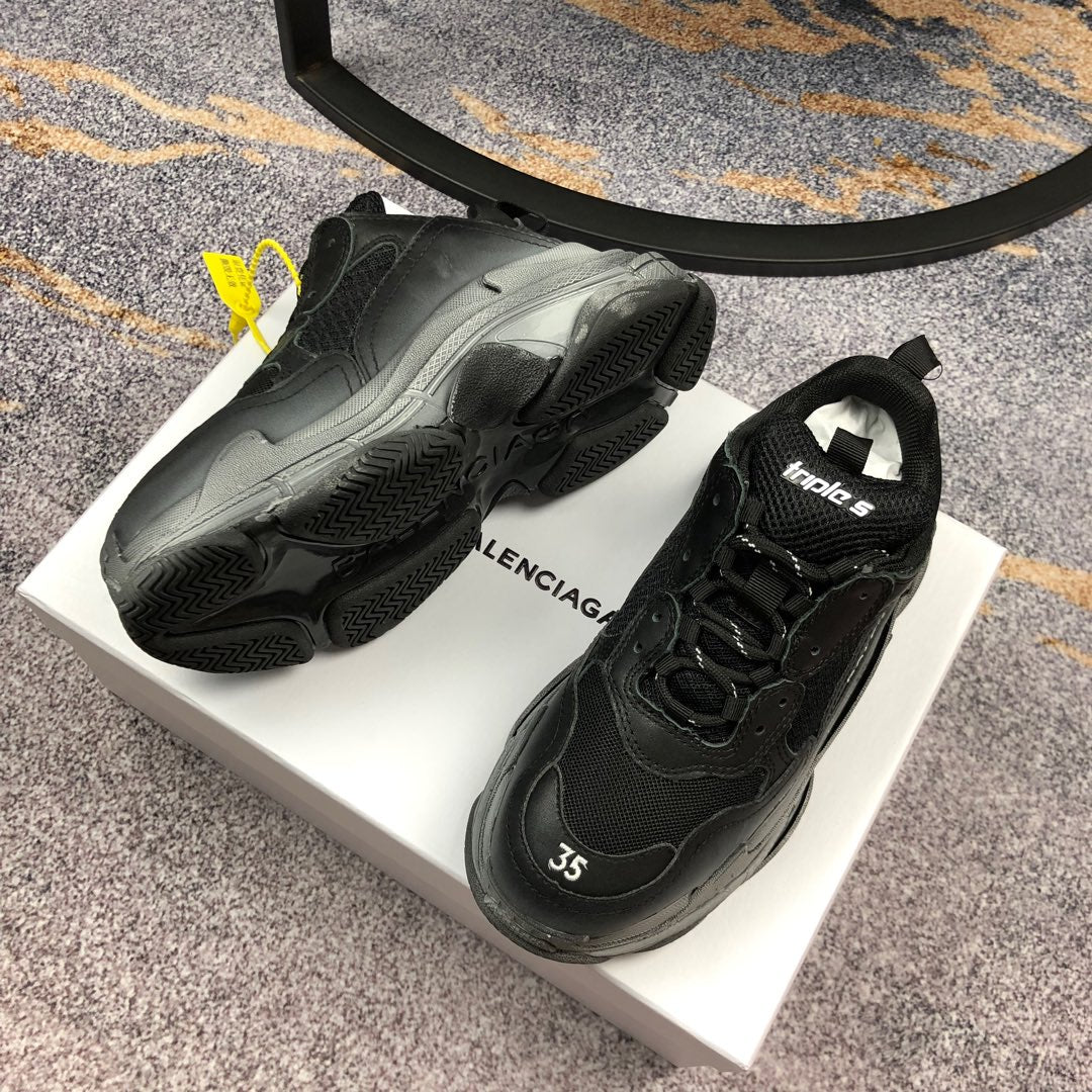 GLM - Top Quality Bla Sneaker 072