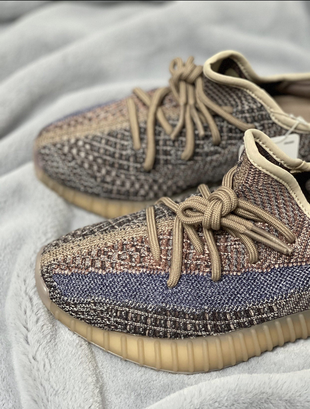 GLM - Yzy 380 Blue Brown Sneaker