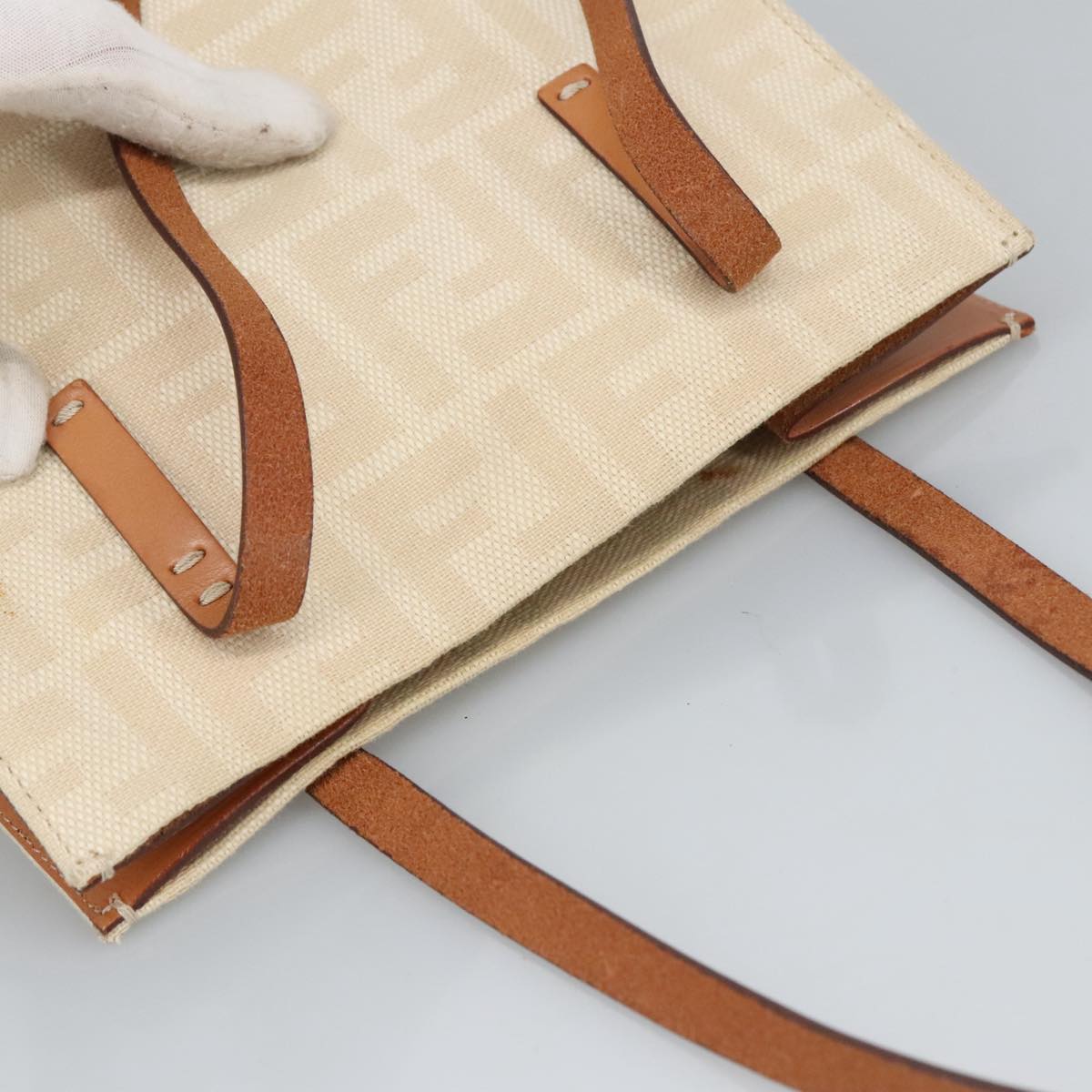 FENDI Zucca Canvas Tote Bag White 98220