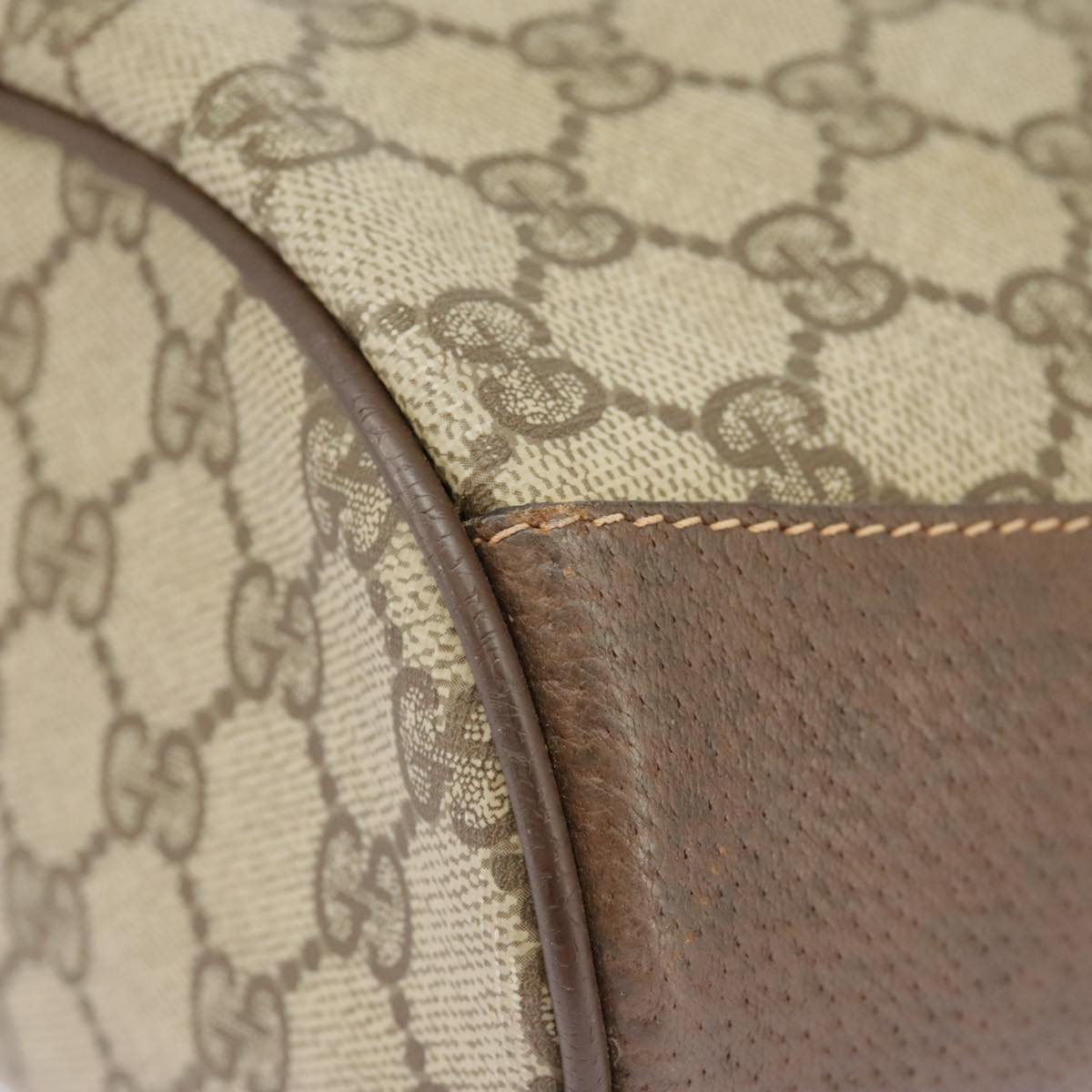 GUCCI GG Supreme Shoulder Bag PVC Beige Gold Web Sherry Line 98280