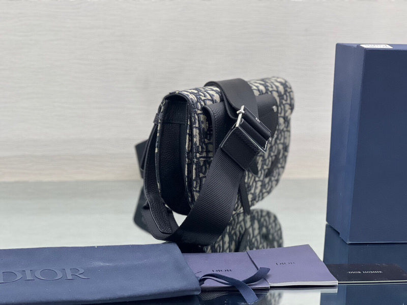 GLM - Dir Bags - 1562