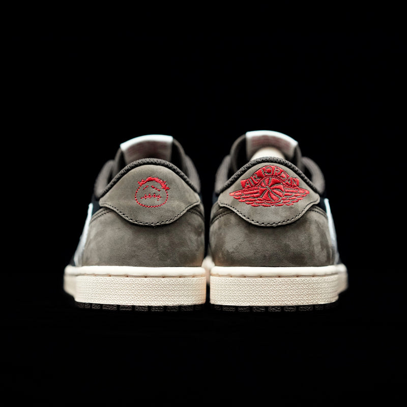 GLM - TS x AJ1 Barb Low Top