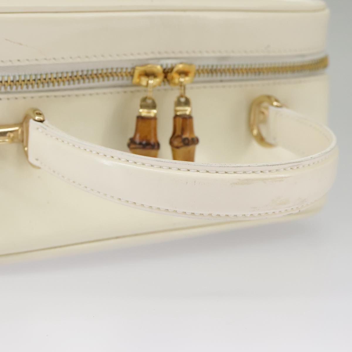 GUCCI Hand Bag Patent leather 2way Cream Gold 98924