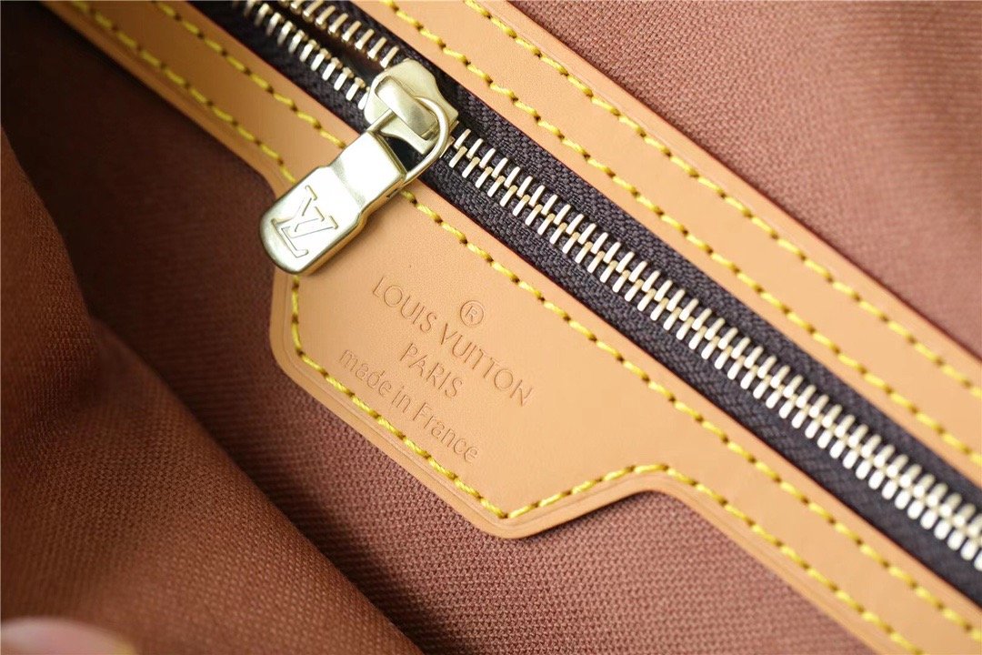 LV Mini Looping GlamIap Shoulder Bag Monogram For Women 9.4in/24cm Brown LV M51147