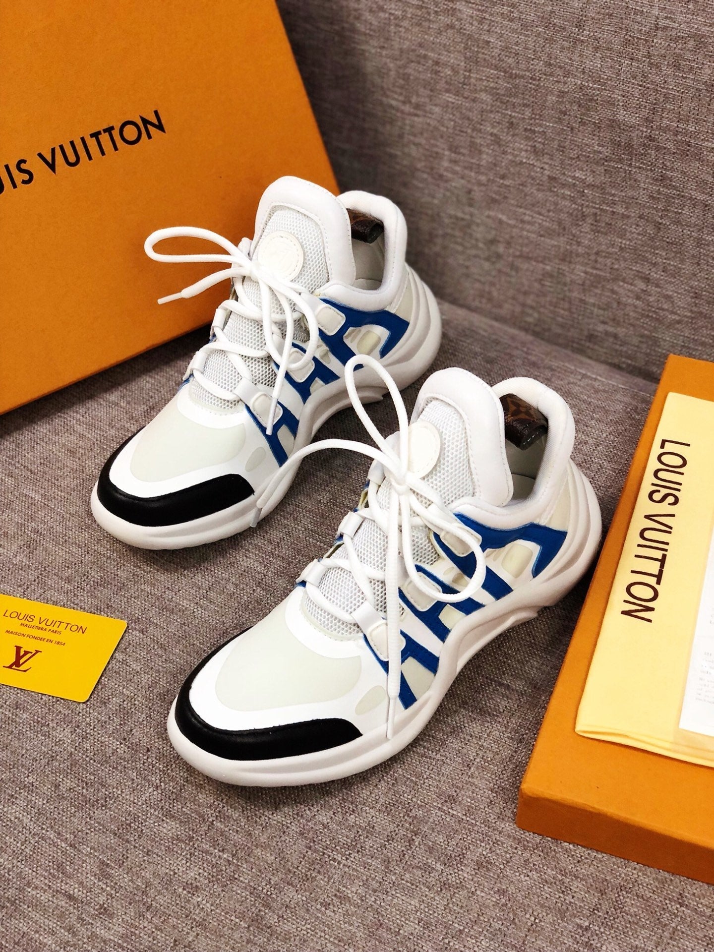 GLM - LUV Archlight Blue White Black Sneaker