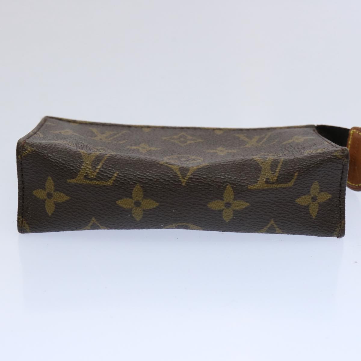 Louis Vuitton Trousse De Toilette  Canvas Clutch Bag ()