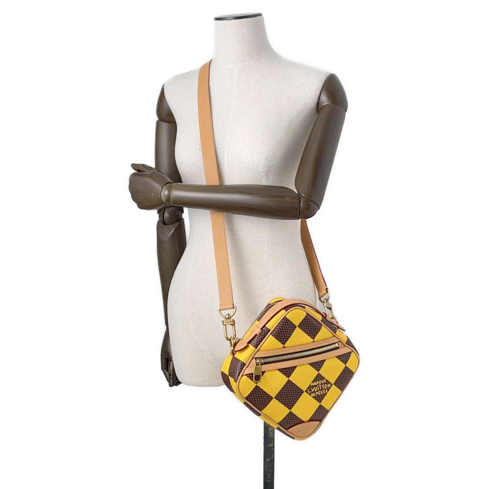 LOUIS VUITTON Chess Messenger JauneMatt N40562 Damierãƒ»Pop