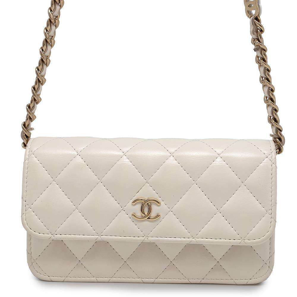 CHANEL Chain wallet White  Shiny Calf Leather