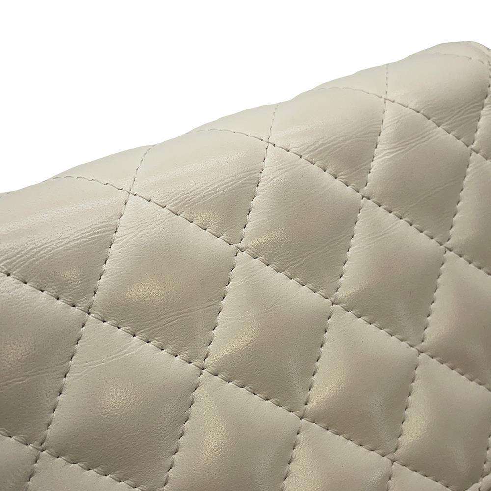 CHANEL Chain wallet White  Shiny Calf Leather
