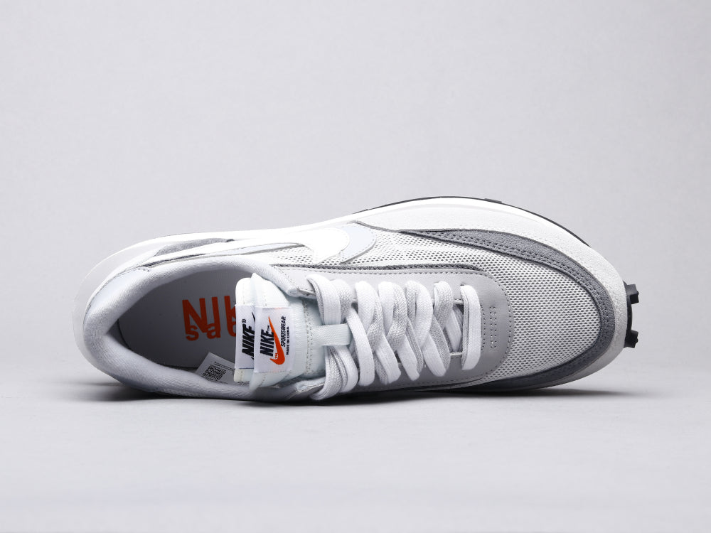 GLM - NKE Waffle off-white