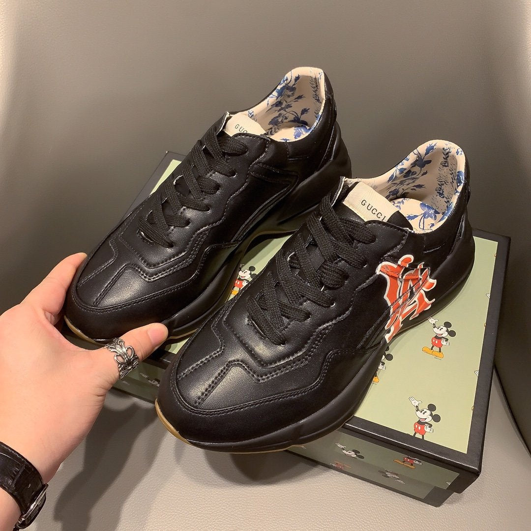 GLM-GCI  RHYTON VINTAGE TRAINER LOGO BLACK SNEAKER 144