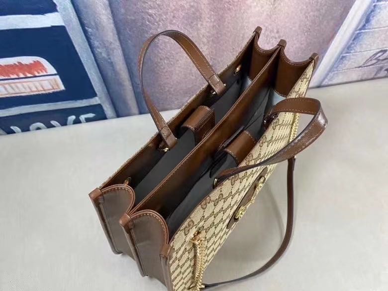 GC106  13.78x10.63x4.72 inch