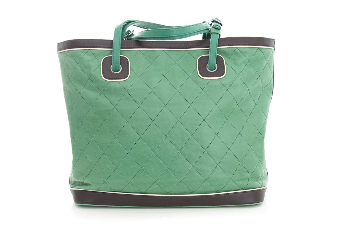 Chanel Green Quilted Country Club Leather Lambskin Tote