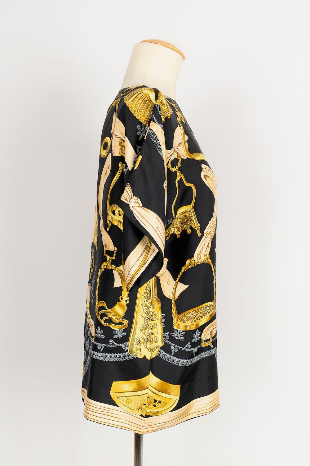 Haut en soie HermÃƒÆ’Ã‚Â¨s