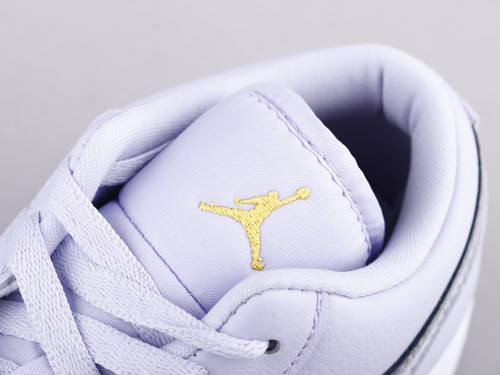 GLM - AJ1 Violets