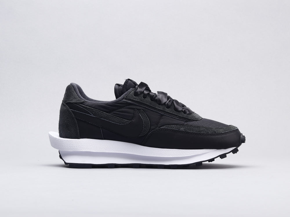 GLM - NKE Waffle Satin Black