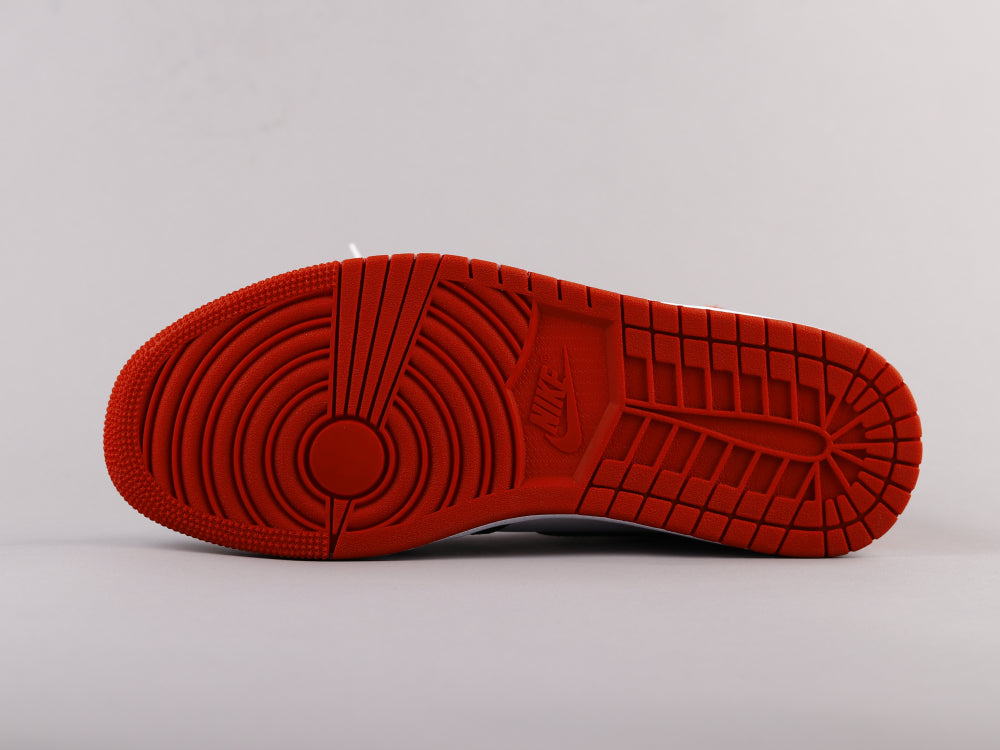 GLM - AJ1 red silk black toe