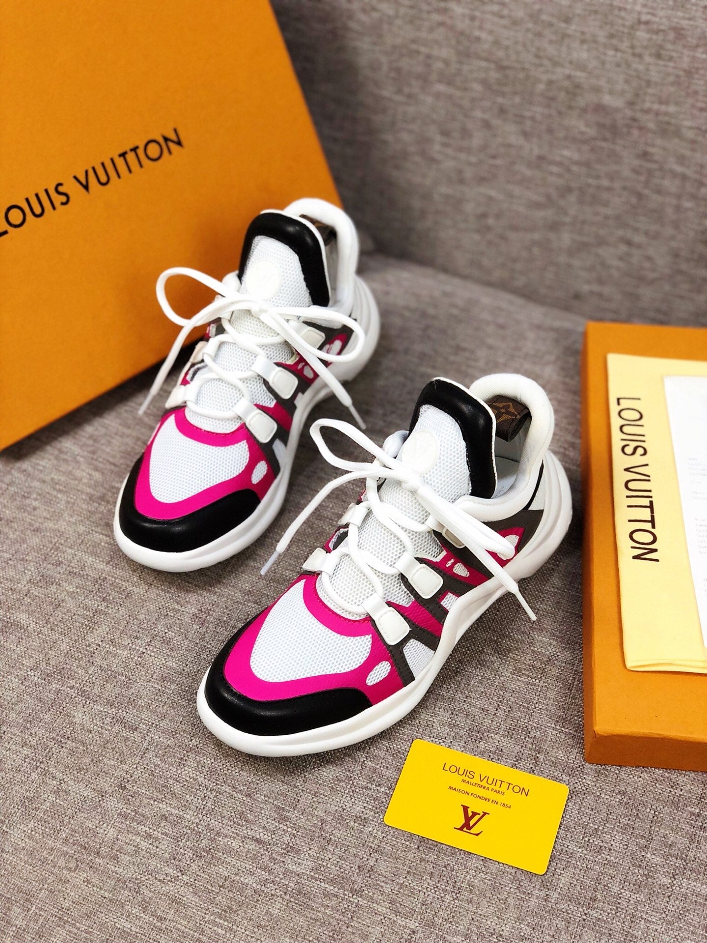 GLM - LUV Archlight Pink White Black Sneaker