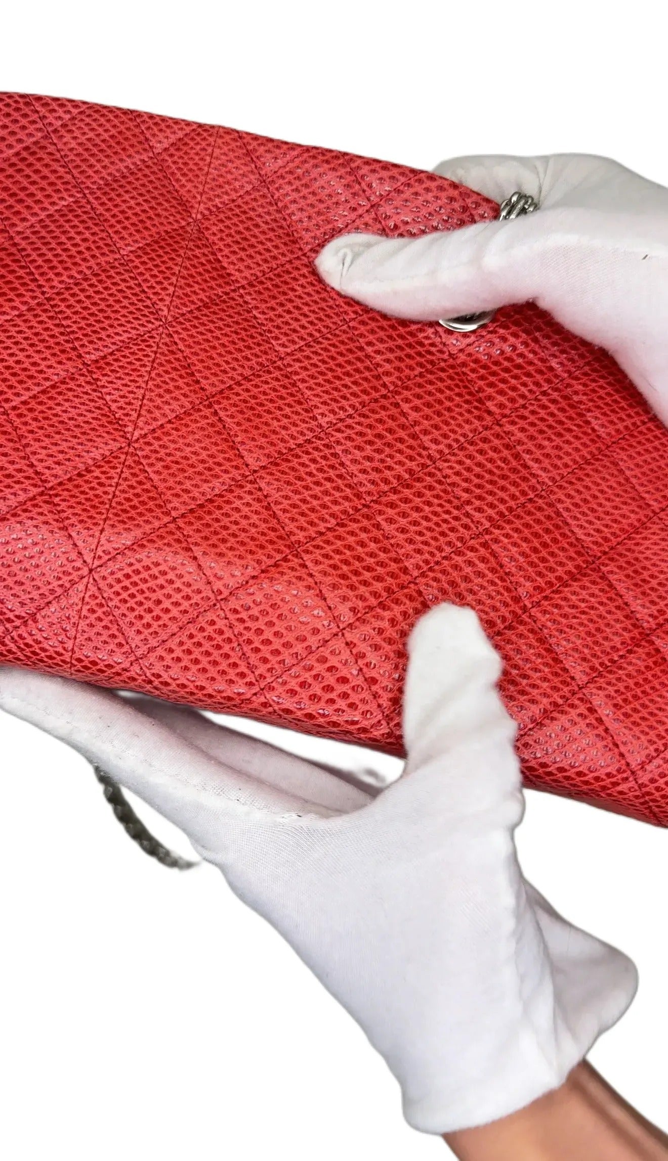 Chanel Red Quilted Lizard Leather Medium B2-19