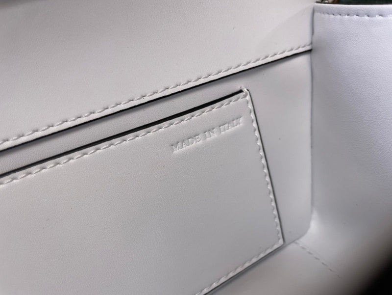 GLM - VEL Bags - 137