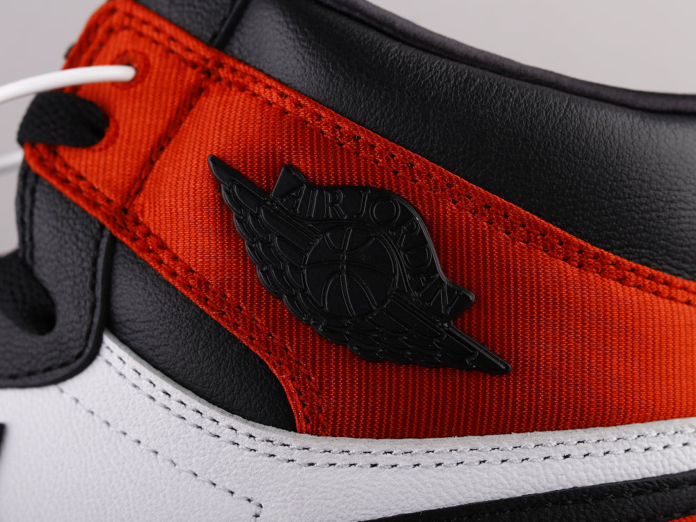 GLM - AJ1 red silk black toe