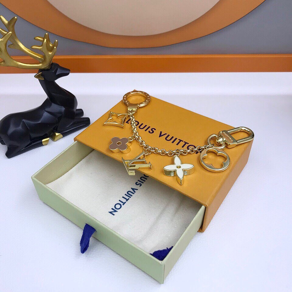GLM -Top Quality Keychains LUV 058