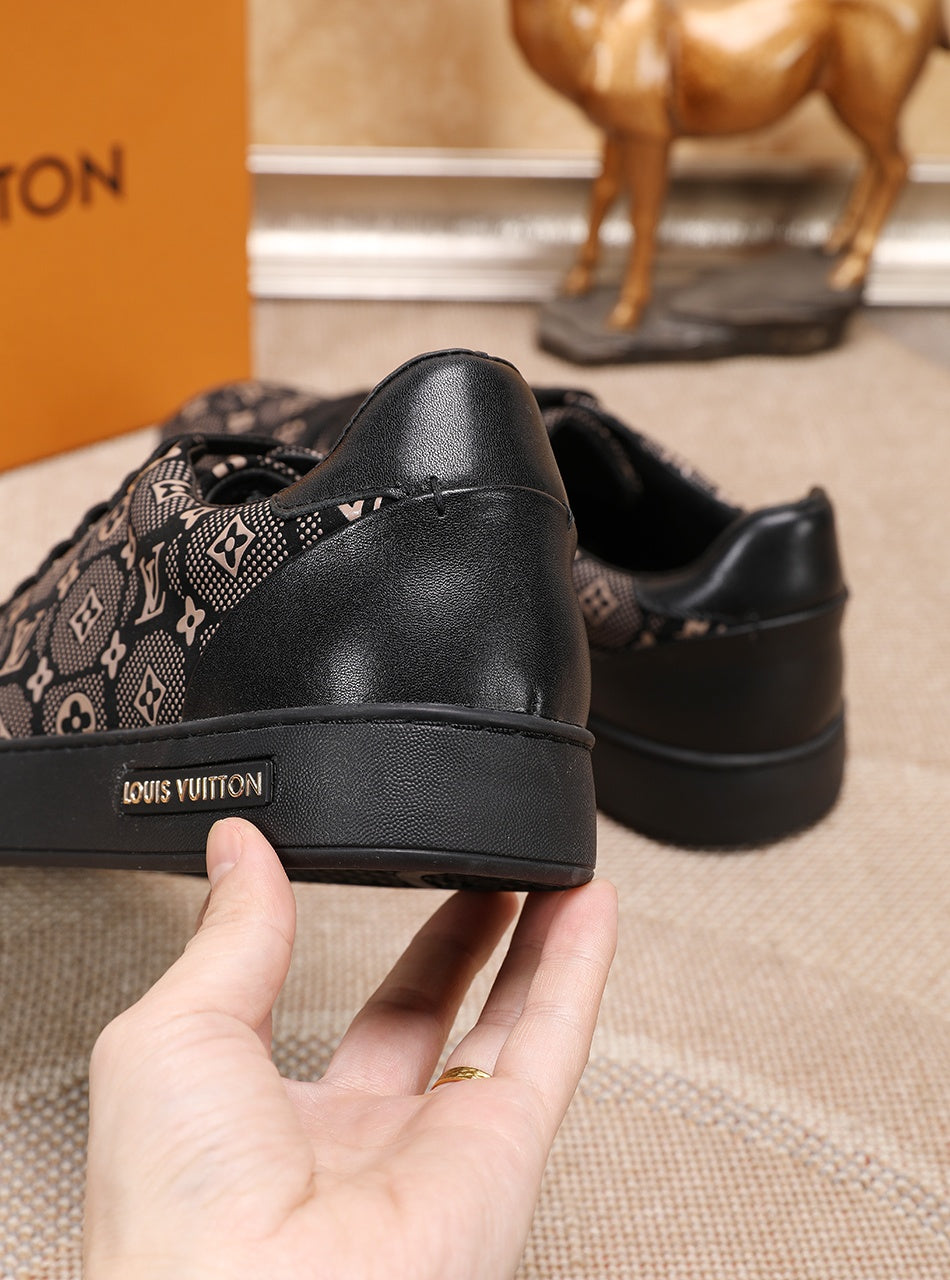 GLM - Top Quality Luv Sneaker 193