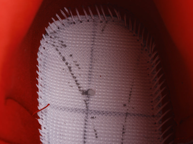 GLM - AJ12 China Red