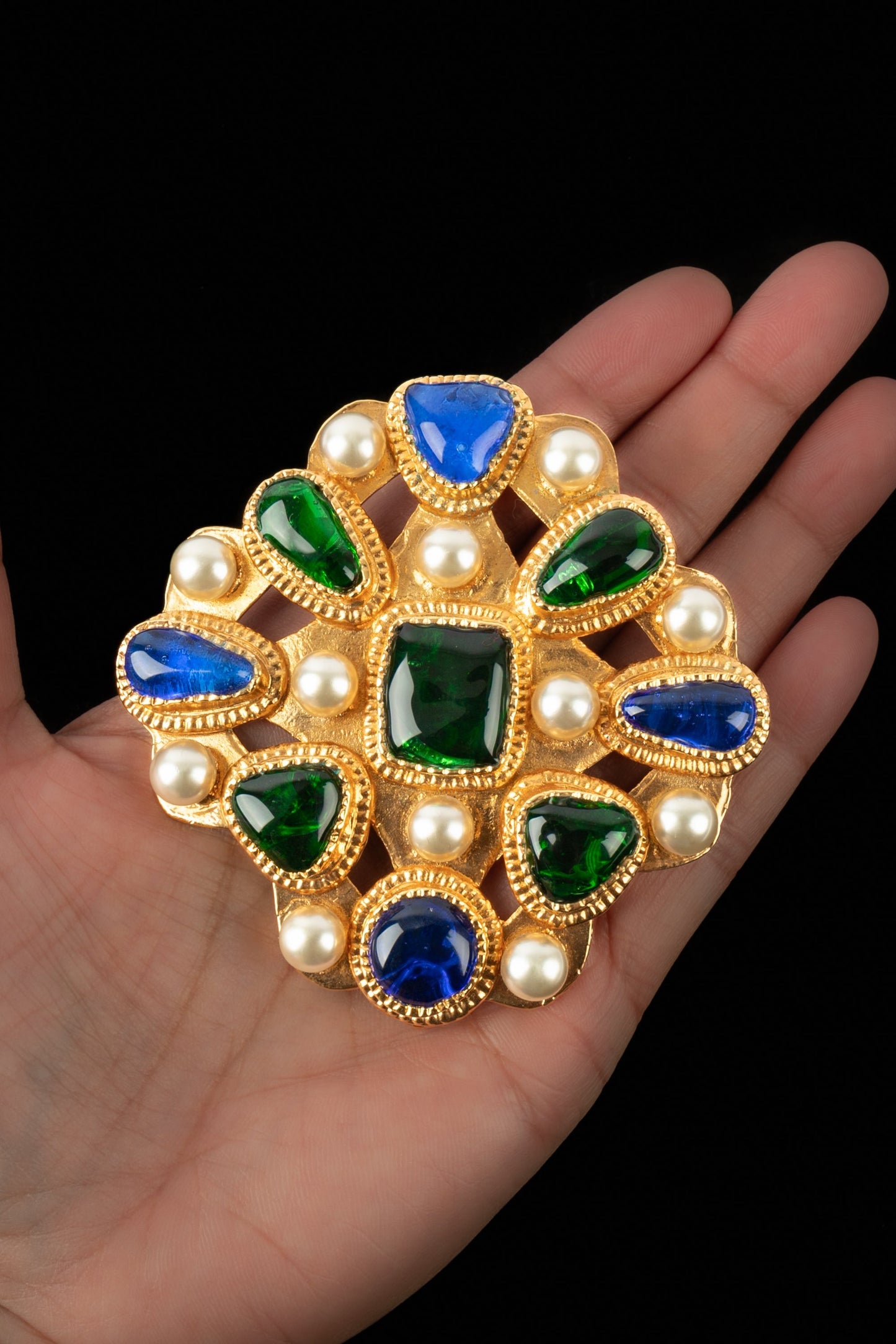 Broche Chanel 1990's