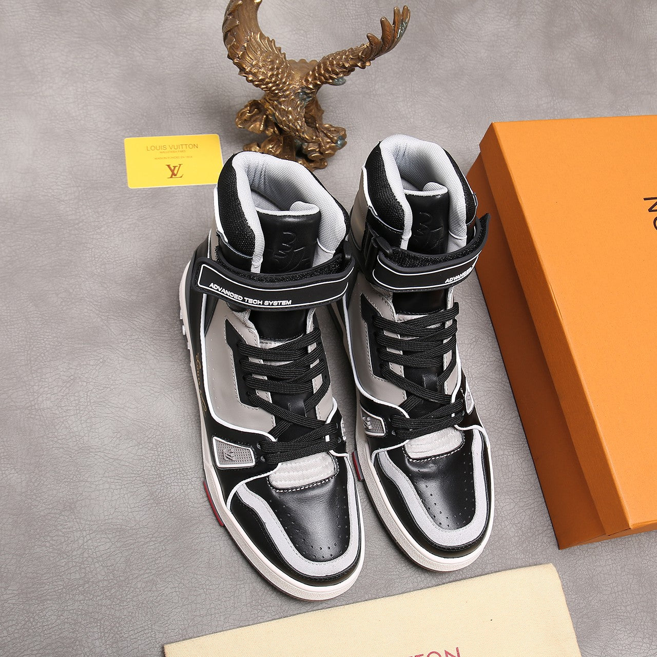 GLM - LUV Traners Inspired Black Gray Sneaker