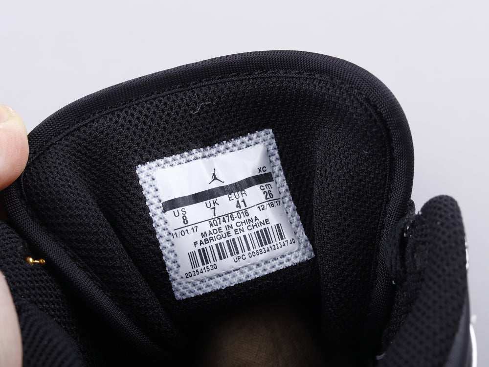 GLM - AJ1 Leonard