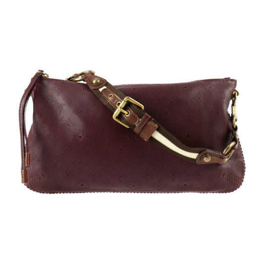 Louis Vuitton Onatah  Leather Clutch Bag ()