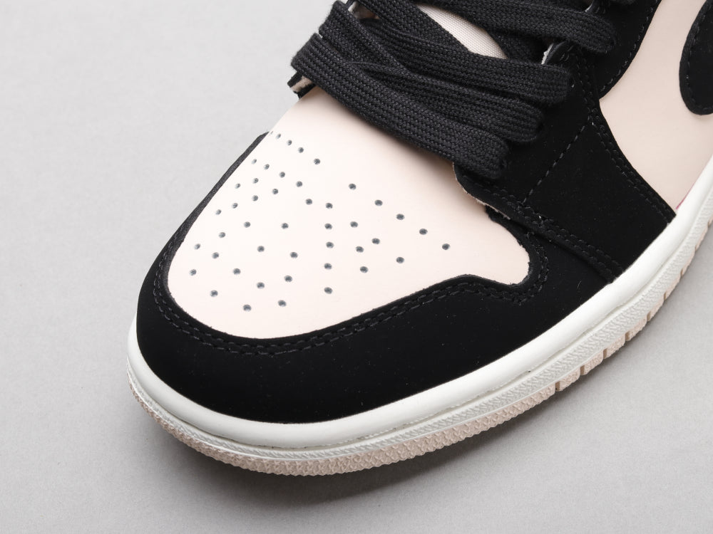 GLM - AJ1 bubble tea
