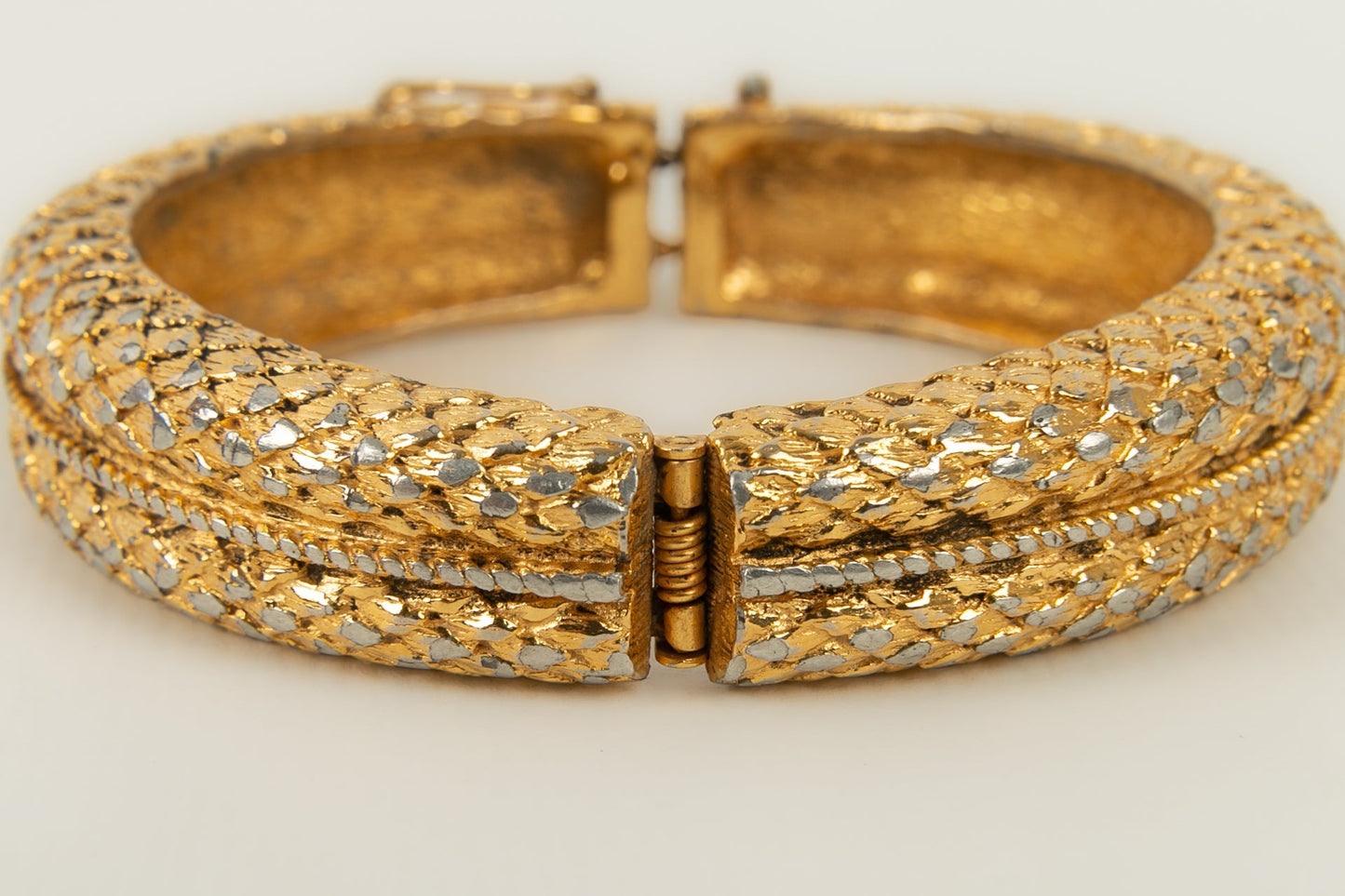 Bracelet jonc Chanel