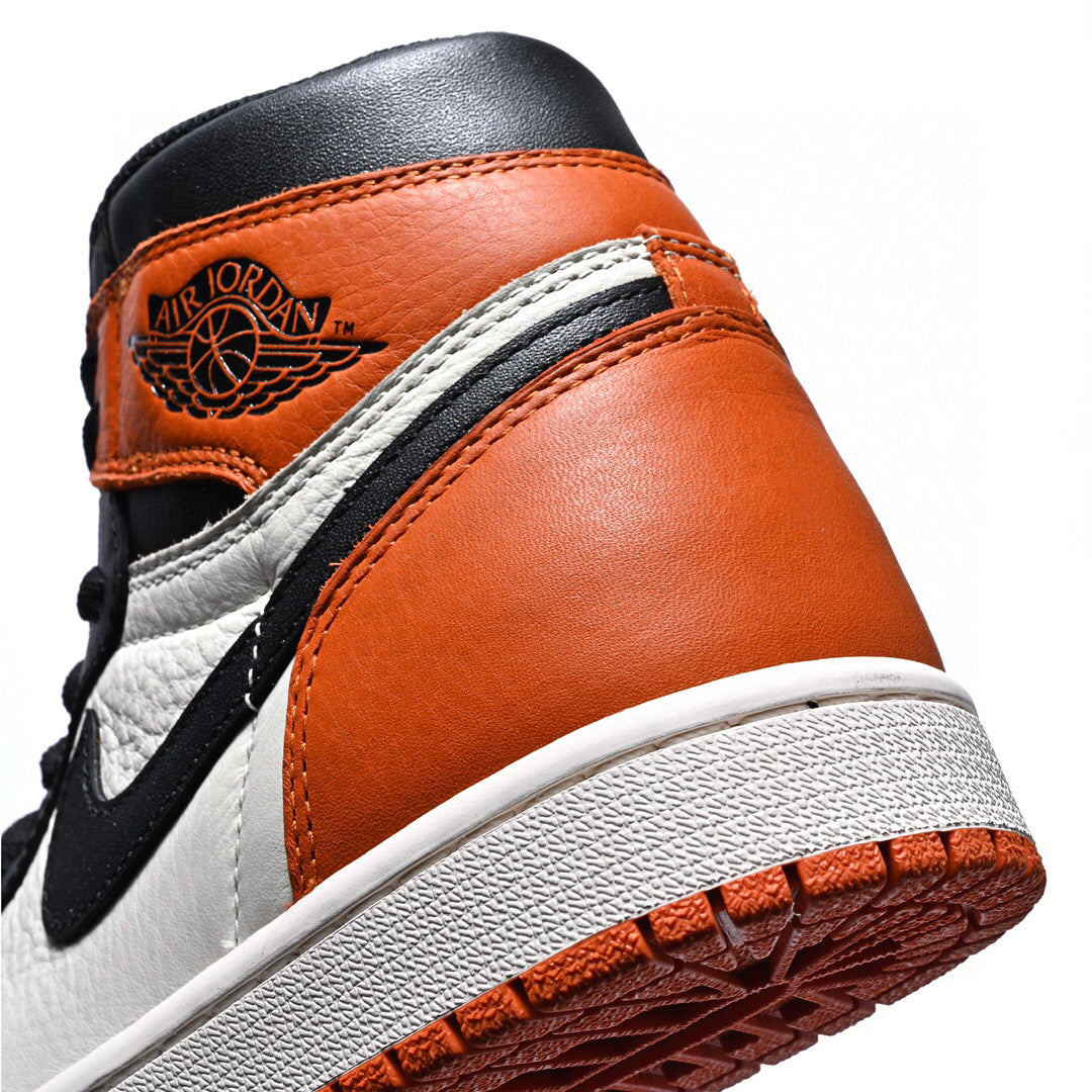 GLM - AJ1 High Black Buckle