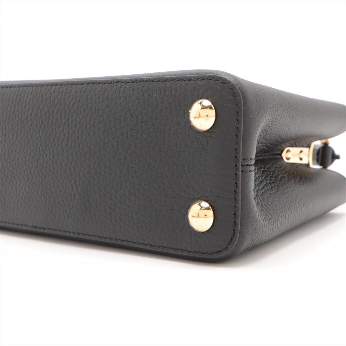 Louis Vuitton Capucine BB Black