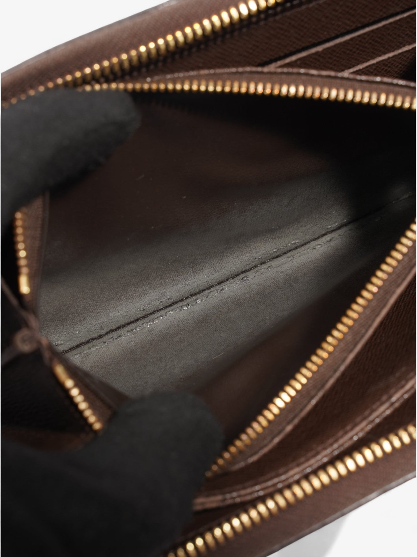 Louis Vuitton Zippy Wallet  Damier Ebene Coated Canvas