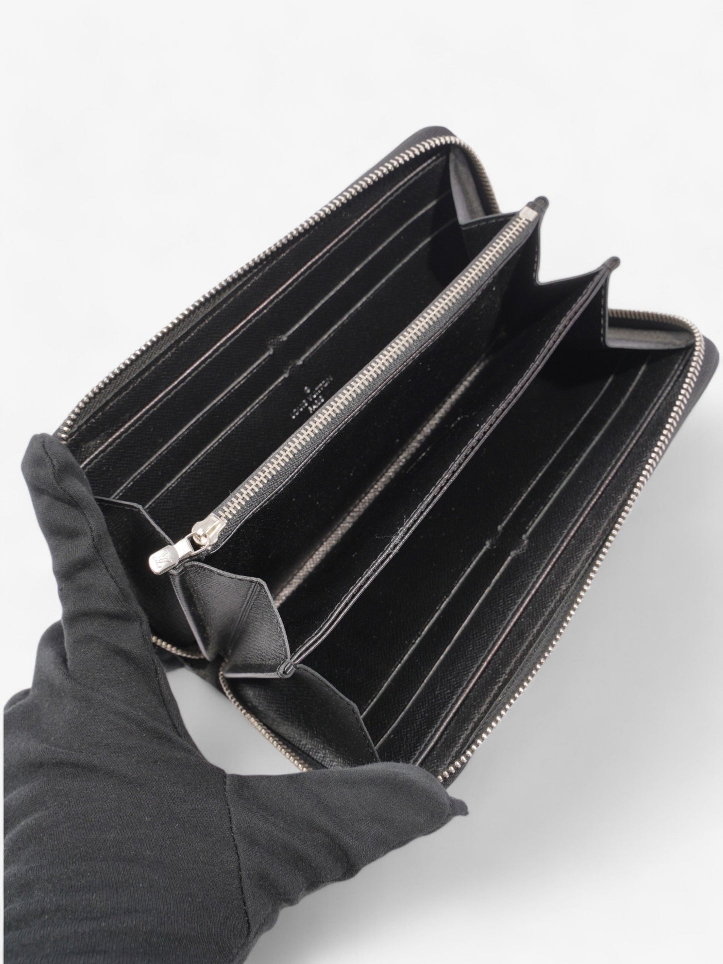 Louis Vuitton Zippy Wallet Black Epi Leather