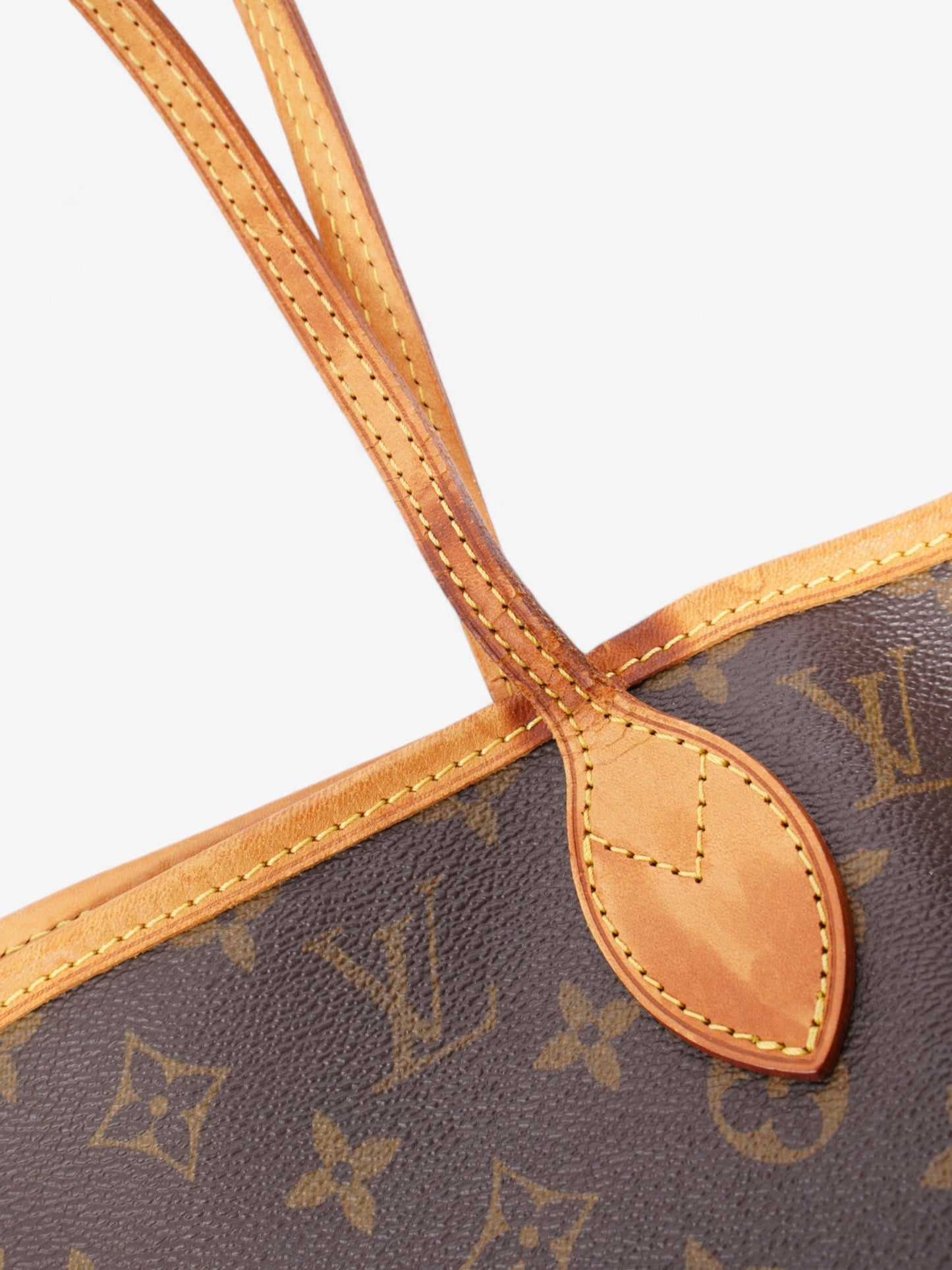 Louis Vuitton Neverfull Monogram Coated Canvas MM