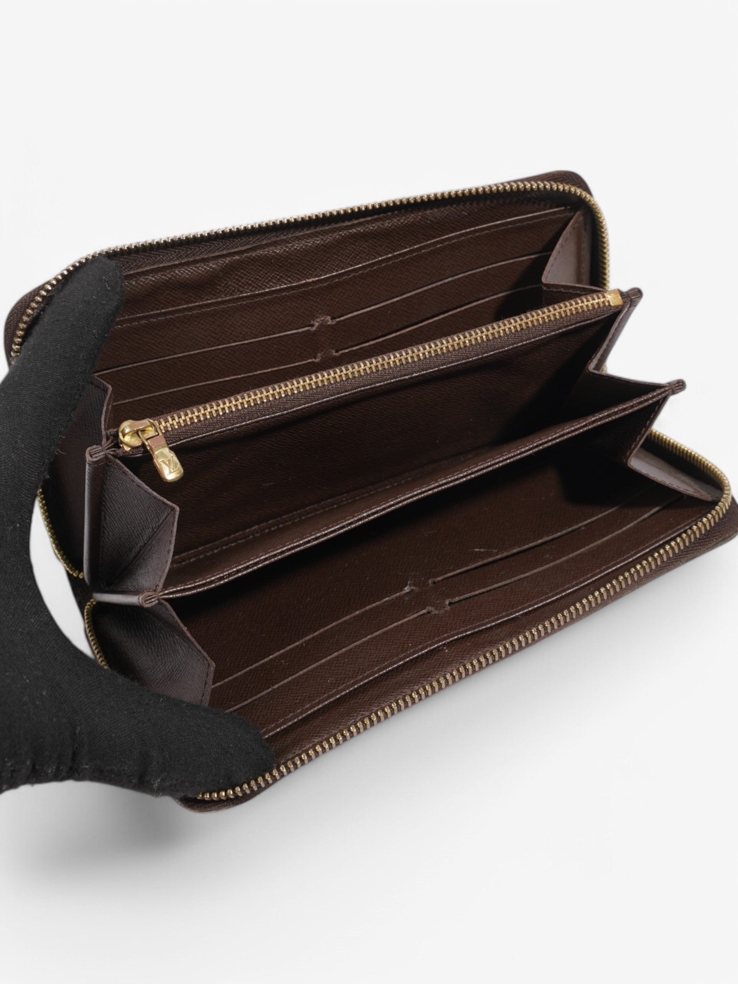 Louis Vuitton Zippy Wallet Damier Ebene Coated Canvas