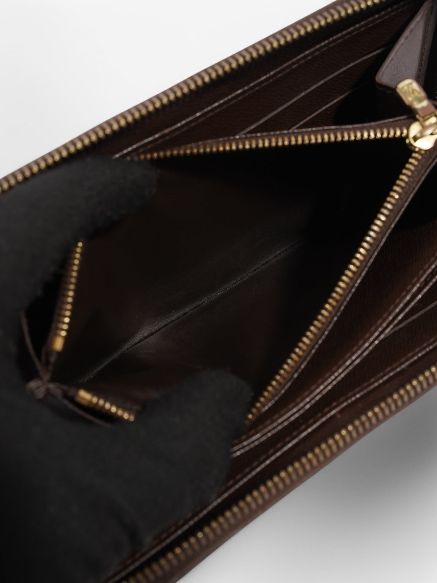 Louis Vuitton Zippy Wallet Damier Ebene Coated Canvas