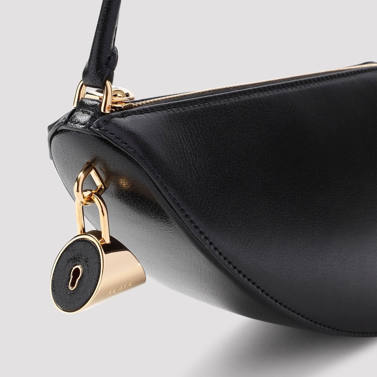 Le Demi Coeur Bag