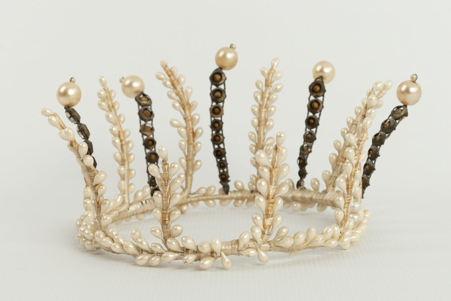 Couronne de perles 1910s