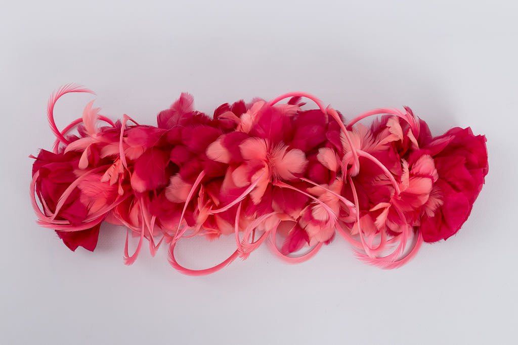 Accessoire de tÃƒÆ’Ã‚Âªte rose Yves Saint Laurent (AttribuÃƒÆ’Ã‚Â© ÃƒÆ’Ã‚Â )